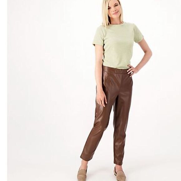 NWT Isaac Mizrahi Plus Size Brown Faux Croc Leather Ankle Pant - Size 28 - Picture 3 of 6